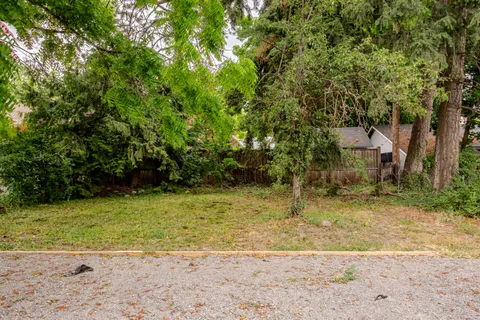 Backyard — Manito Bungalow