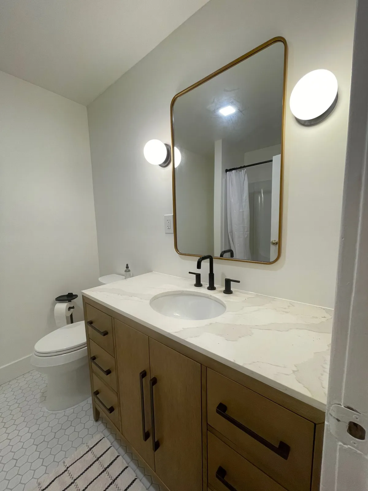 Full bathroom with modern vanity